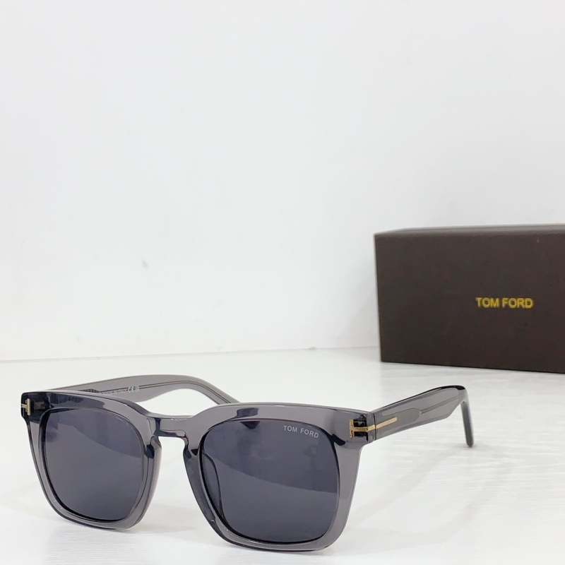 TOM FORD
